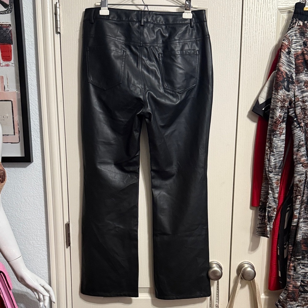 💙 J. McLaughlin Black Vegan Leather Brandy Flare Kick Hem Pants - Picture 3 of 5